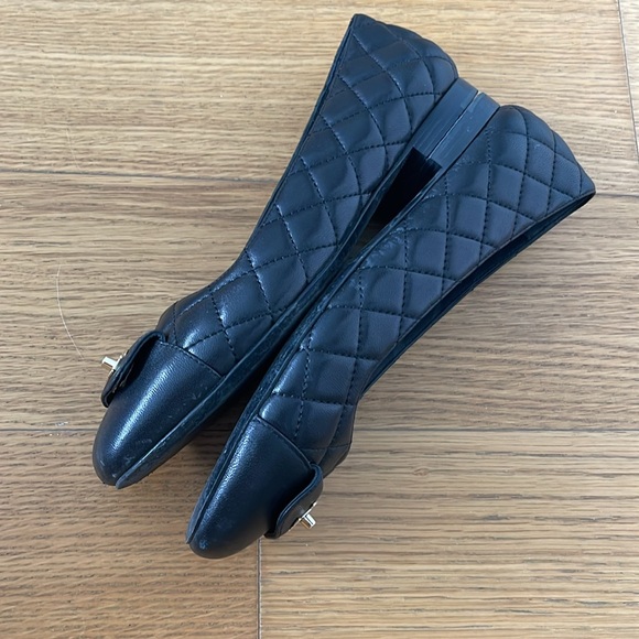 Chanel Black Quilted Leather Flats - Picture 8 of 9